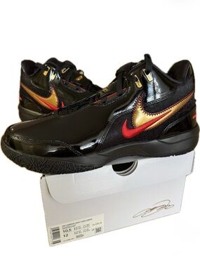 Nike Zoom LeBron NXXT Gen AMPD Black Gold Red Basketball Sneakers NIB
